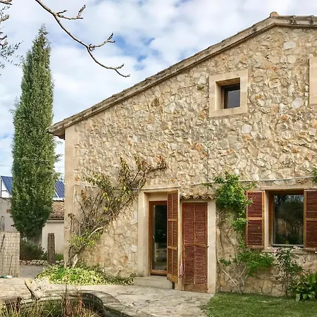 Holiday home 4 Bedroom Stunning In *